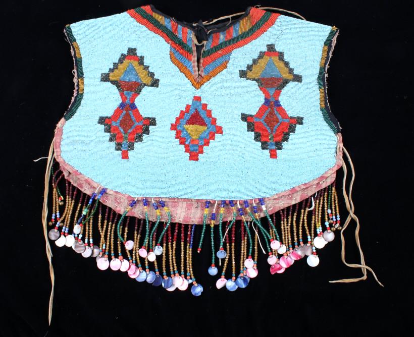 Blackfoot Fully Beaded Cape Breast Plate c. 1890 (1 of 17)