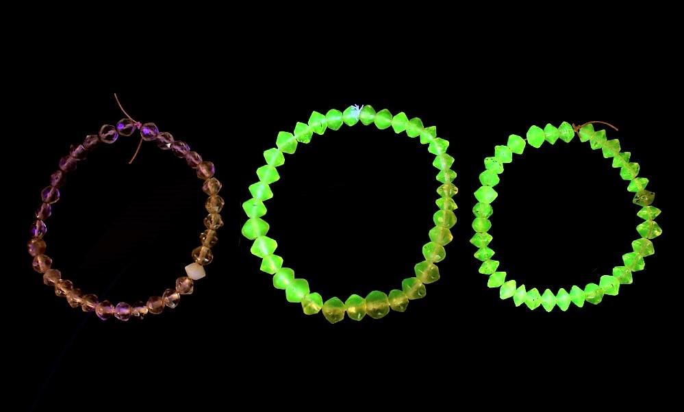 Natural Florescent Vaseline Trade Beads (3) (1 of 15)