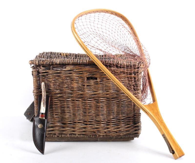 1940 Fishing Creel, Antler Handle Knife & Net (1 of 15)