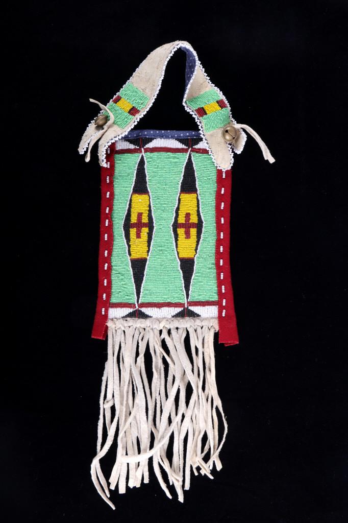 Crow Fully Beaded Signal Mirror Flat Bag (1 of 11)