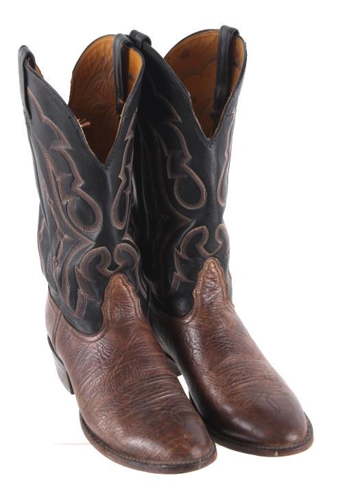 Nocona Western Cowboy Boots, Men's: Featured in this lot are Nocona embroidered leather western cowboy boots. The boots feature two-toned brown leather with very light creasing or scuffing. The shaft is in very good condition. Men's siz