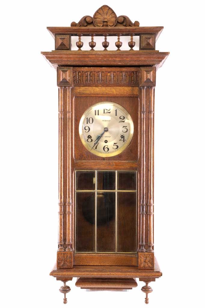 19th C. Germain Le Creusot Oak Ornate Wall Clock: This is an original 19th Century Germain Le Creusot wall clock with fantastic quarter sawn oak case. The case shows spoon and hand carved features as well as leaded beveled glass, curved glass front a
