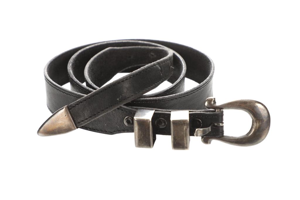 Navajo D Chelly Sterling Silver Ranger Buckle Belt: Featured in this lot is this sterling silver ranger buckle belt from Navajo artist De Chelly circa 1950's. The belt features a wonderfully and professionally crafted sterling silver and leather constr