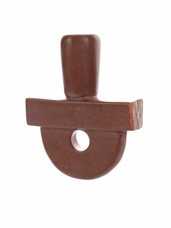 Mic-Mac Indian Catlinite Pipestone Pipe Bowl: The lot features a Mic-Mac Native American Indian carved polished catlinite pipestone pipe bowl from the 20th Century. The piece exhibits a classic Mic-Mac pattern with "T" pipe having a square body a