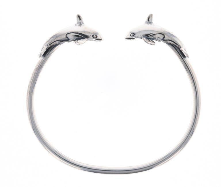 Kabana Sterling Silver Twin Orcas Bracelet: For your consideration is this elegant Kabana Jewelry Twin Orcas Sterling Silver Bracelet. Kabana Jewelry presents beautiful citizens of the animal kingdom, from the exotic African savanna to the myst