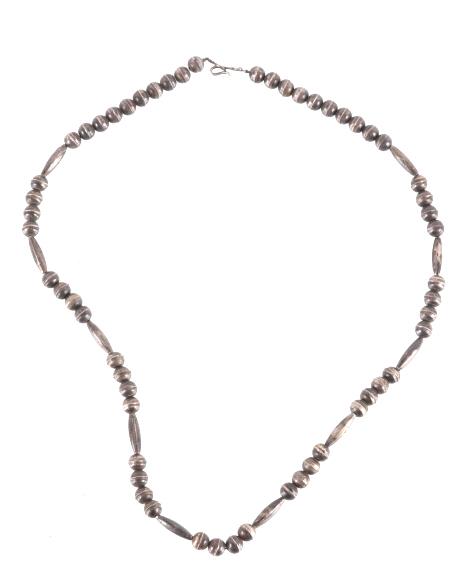 Mid-1900's Navajo / Dine Bench Beads (1 of 10)