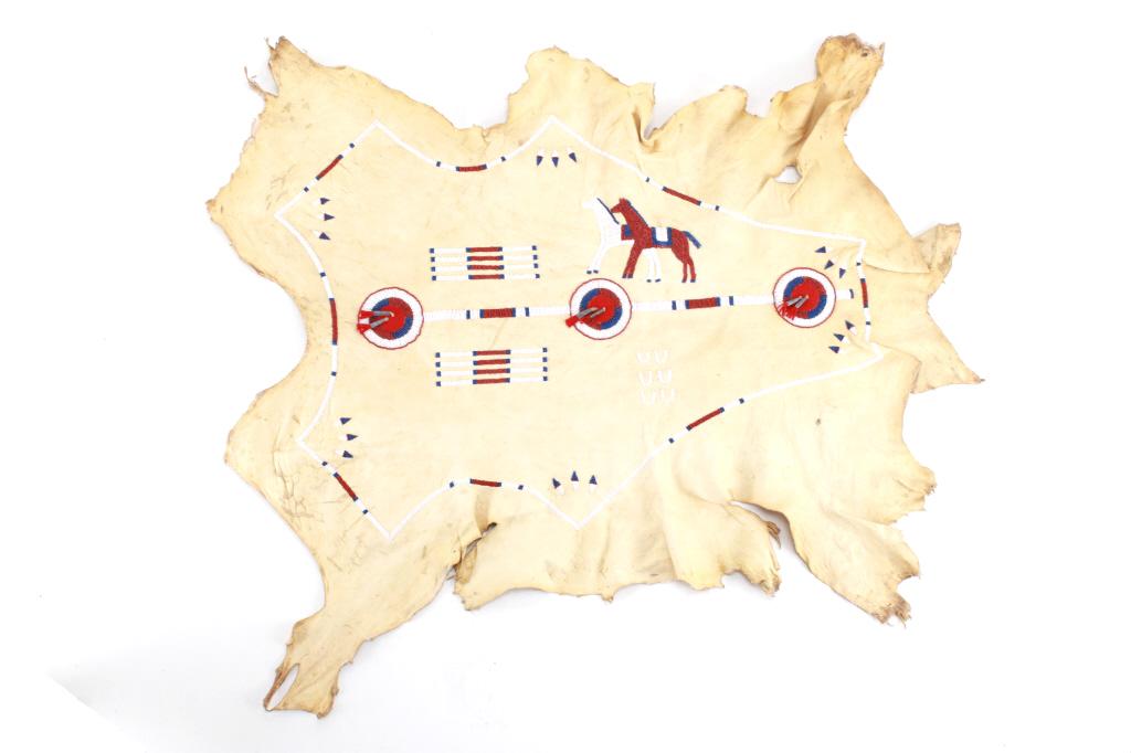 Lakota Sioux Horse & Blanket Beaded Tanned Hide (1 of 14)