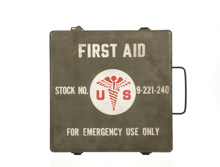 1950s Original U.S. Armored Vehicle First Aid Kit (1 of 13)