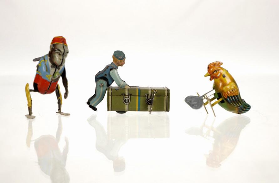 Tin Wind Up Toys Made In U.S. Zone In Germany (3) (1 of 20)