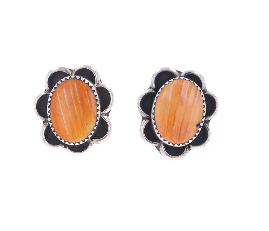Navajo Sterling Silver Spiny Oyster Stud Earrings (1 of 8)