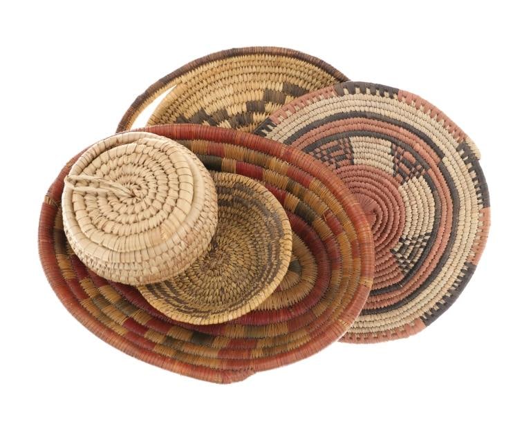 Puebloan Native American Basketry (5) (1 of 20)