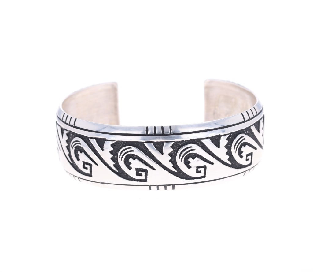 Navajo Tommy & Rose Singer Sterling Bracelet (1 of 7)