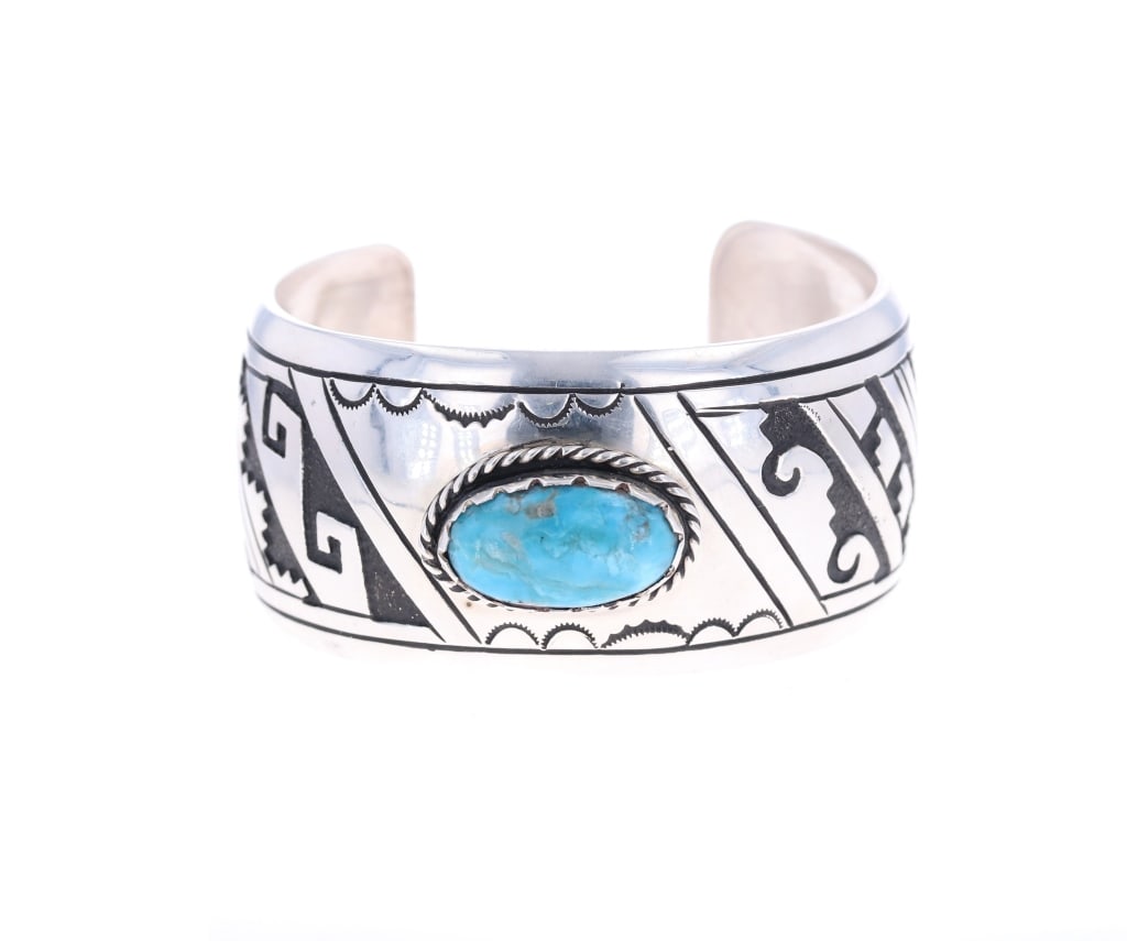 Navajo Tommy Singer Fox Turquoise Bracelet (1 of 8)