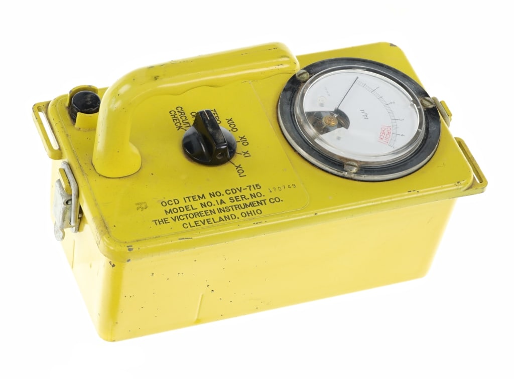 Victoreen CD V-715 Radiation Detector, ca. 1970s: Presented in this lot is a Vintage Victoreen CD V-715 "Geiger Counter" Radiation Detector, circa 1962. Originally from the State of Washington, Department of Emergency Services, Radiological Maintenan