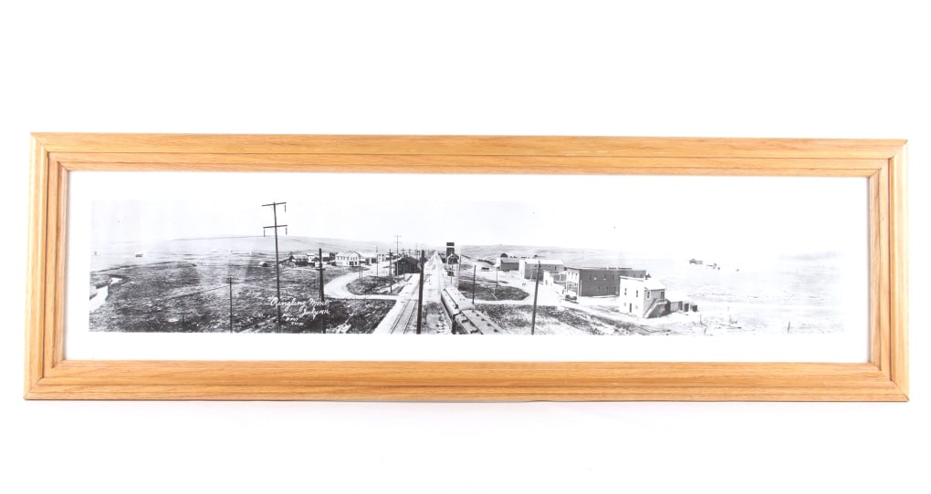 Bell Bros Havre Panoramic Photo Print Ringling, MT: For your consideration is this large framed print of the Bell Brothers original panoramic photo of Ringling, Montana in July 1916. The Bell Brothers were busy in the early years of the 20th century ta