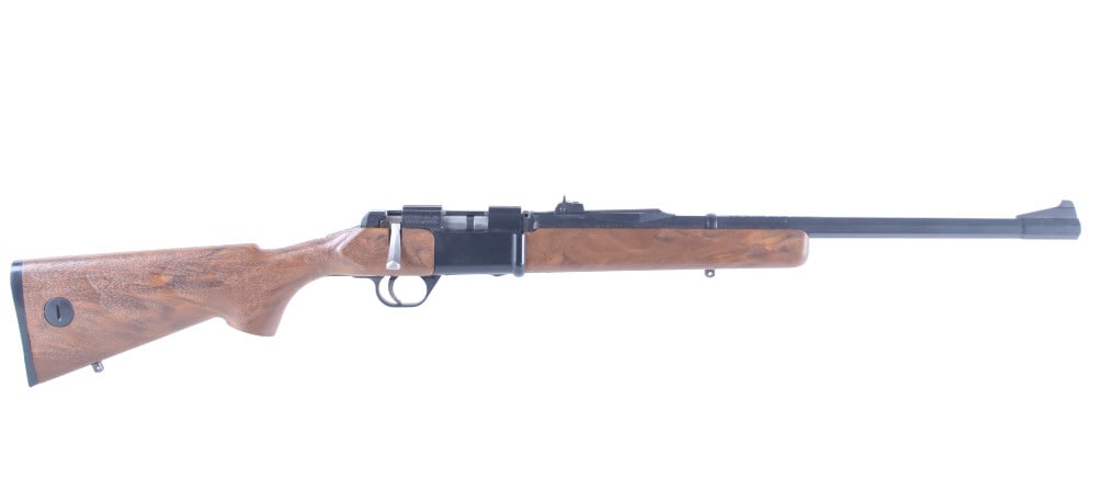 Daisy Model 2202 .22 LR Bolt Action Rifle With Box: Featured in this lot we have a Daisy Legacy Model 2202 bolt action rifle chambered in .22 caliber with its original box. The rifle was manufactures by Daisy between 1988 - 1991and are hard to find. Th
