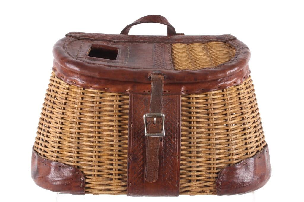 George Lawrence Co. Number 15 Fishing Creel 1940s (1 of 8)