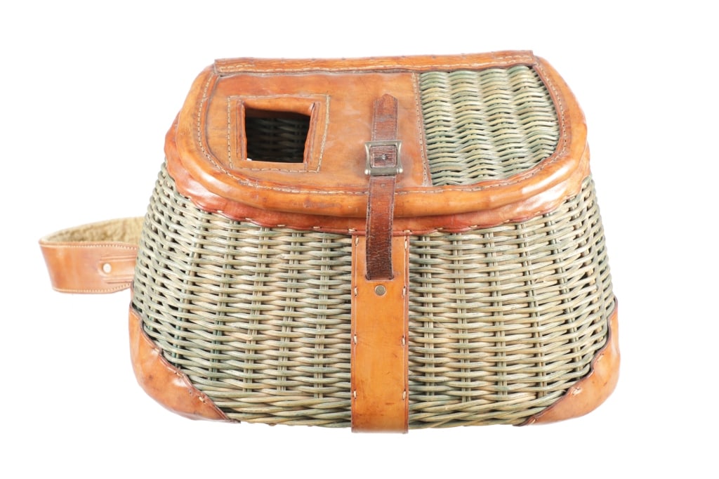 Frisbie Leather & Willow Fishing Creel Port, OR (1 of 6)