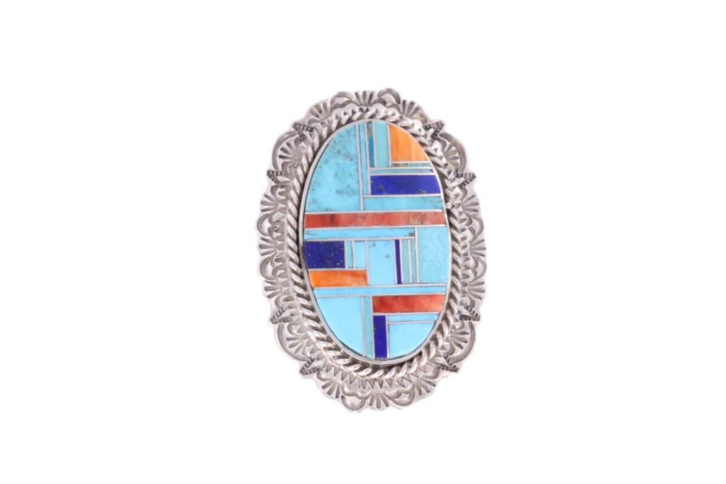 Navajo Din? Becenti Sterling Channel Inlay Ring: Featured in this lot is this Navajo Din? Sterling Silver Multi-stone Channel Inlay Ring by Navajo artists Patricia and Edward Becenti. The ring features a wonderfully and professionally crafted sterli