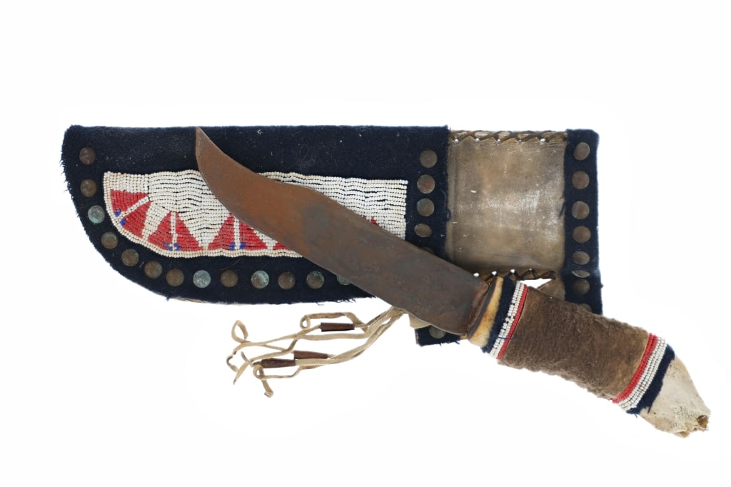 Lakota Sioux Bear Jaw Knife Sheath - J. Young Buck (1 of 20)