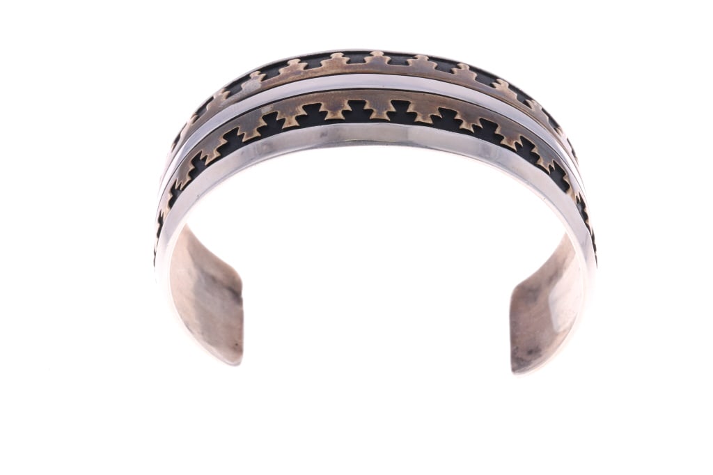 Navajo T&R Singer Sterling & Gold Overlay Bracelet: For your consideration is this Navajo artist Tommy and Rose Singer sterling & 14k gold overlay bracelet. Singer is thought to be one of the most important and greatest contemporary silversmith Indian