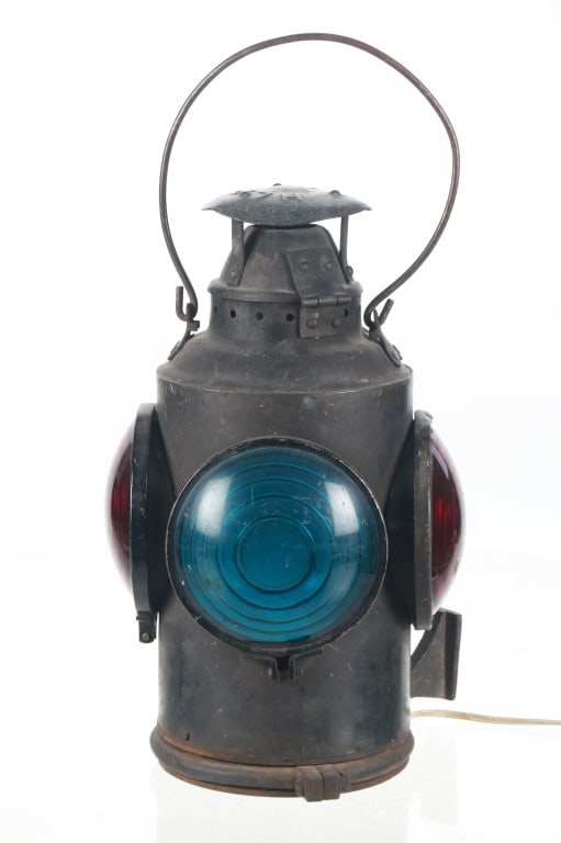 Piper Canadian Pacific Railway Caboose Lantern (1 of 8)