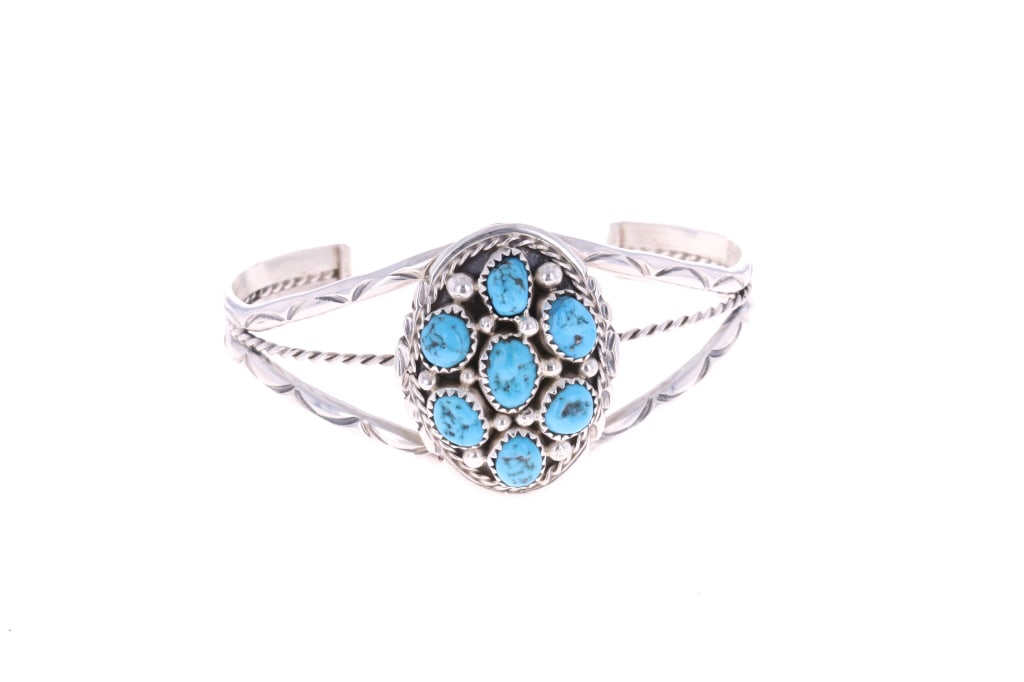 Navajo M. Chee Sterling & Turquoise Cuff Bracelet: For your consideration is this Navajo Sterling Silver and Sleeping Beauty turquoise Cuff Bracelet made by Navajo Din? silversmith Melvin Chee. The bracelet features a sterling construction and shows
