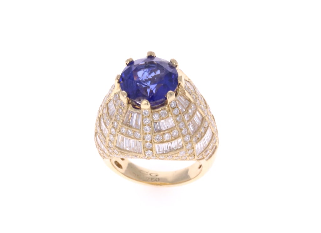 Antique Tanzanite & VS2 Diamond 18k Gold Ring (1 of 8)