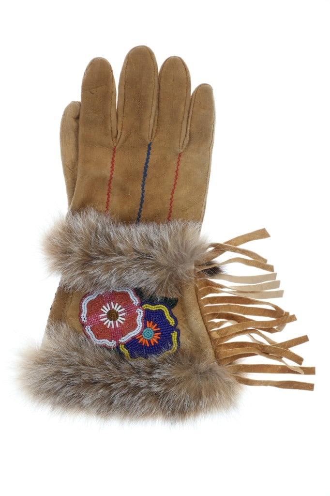 Ca. 1964 Cree Moose Hide Beaded Gauntlets - 2