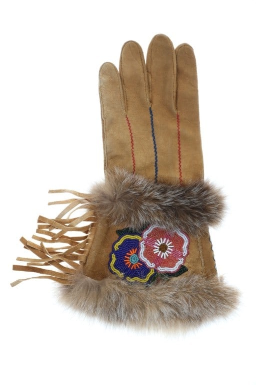 Ca. 1964 Cree Moose Hide Beaded Gauntlets - 6