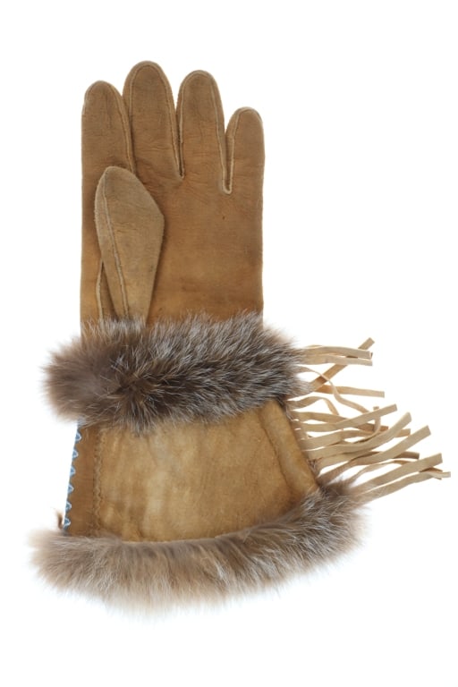 Ca. 1964 Cree Moose Hide Beaded Gauntlets - 9