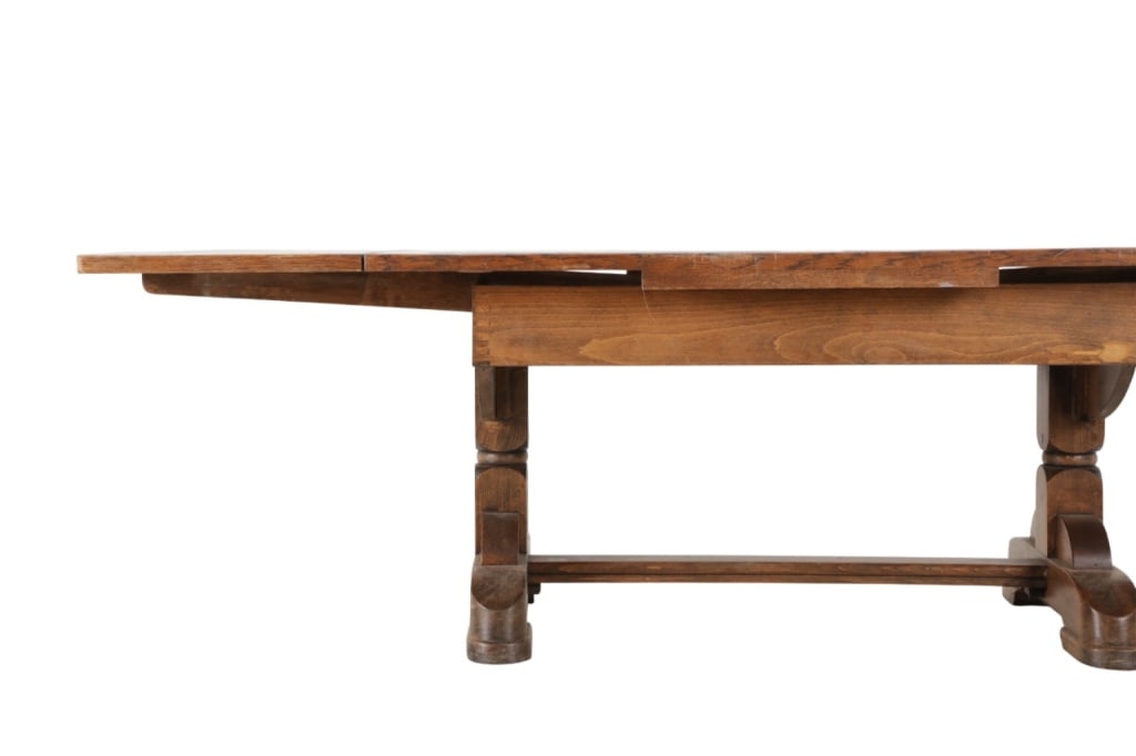Ca. 1930's Oak Leaf Extending Coffee Table - 4
