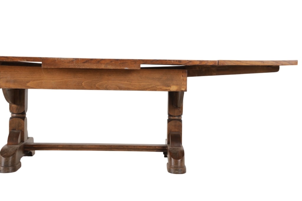 Ca. 1930's Oak Leaf Extending Coffee Table - 5