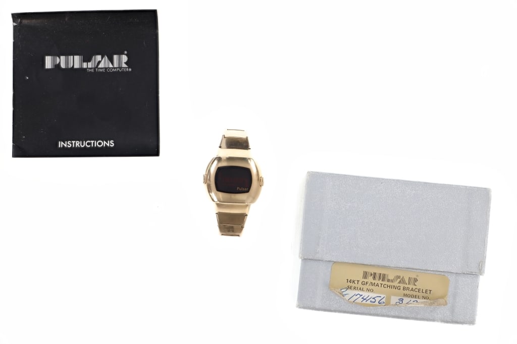 Pulsar Model 3120 14K Gold Fill LED Watch 1975 (1 of 9)