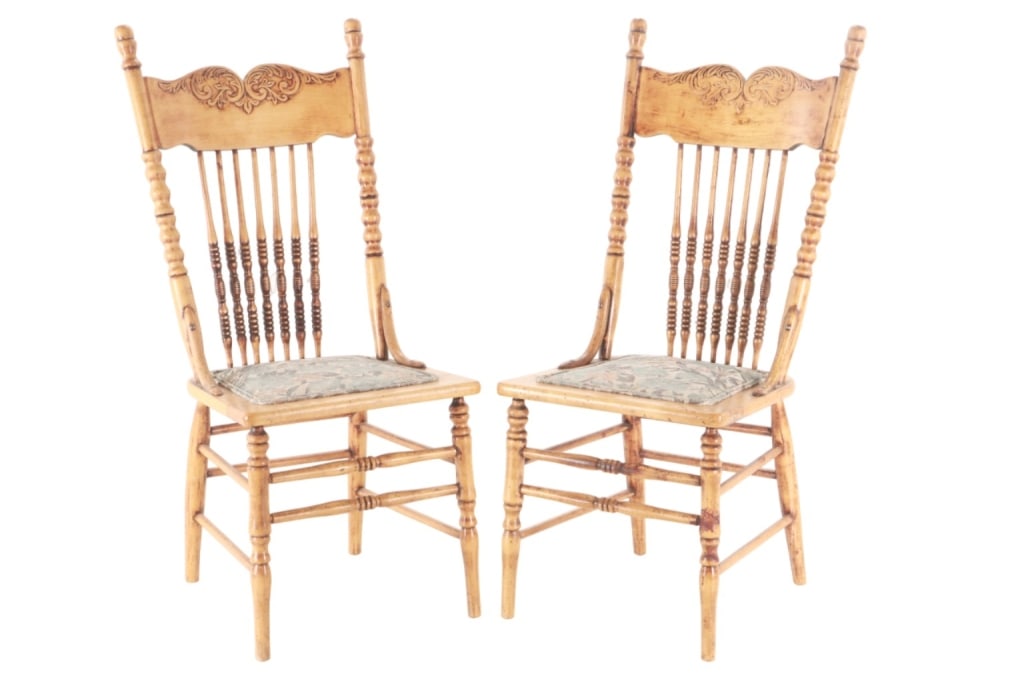 Antique "Larkin" Tiger Oak Pressed Back Side Chair (1 of 19)