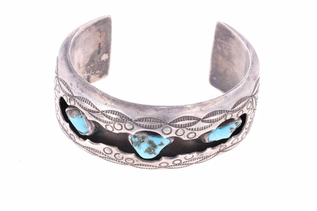 ca. 1950's Navajo Old Pawn Turquoise Cuff Bracelet (1 of 6)