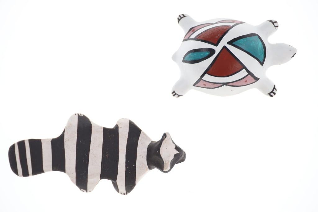 Miniature Acoma & Navajo Effigy Pottery Animals (1 of 12)