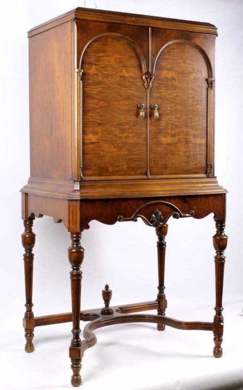 Majestic Radio Cabinet Antique Majestic Radio Cabinet - Majestic Radio Cabinet
