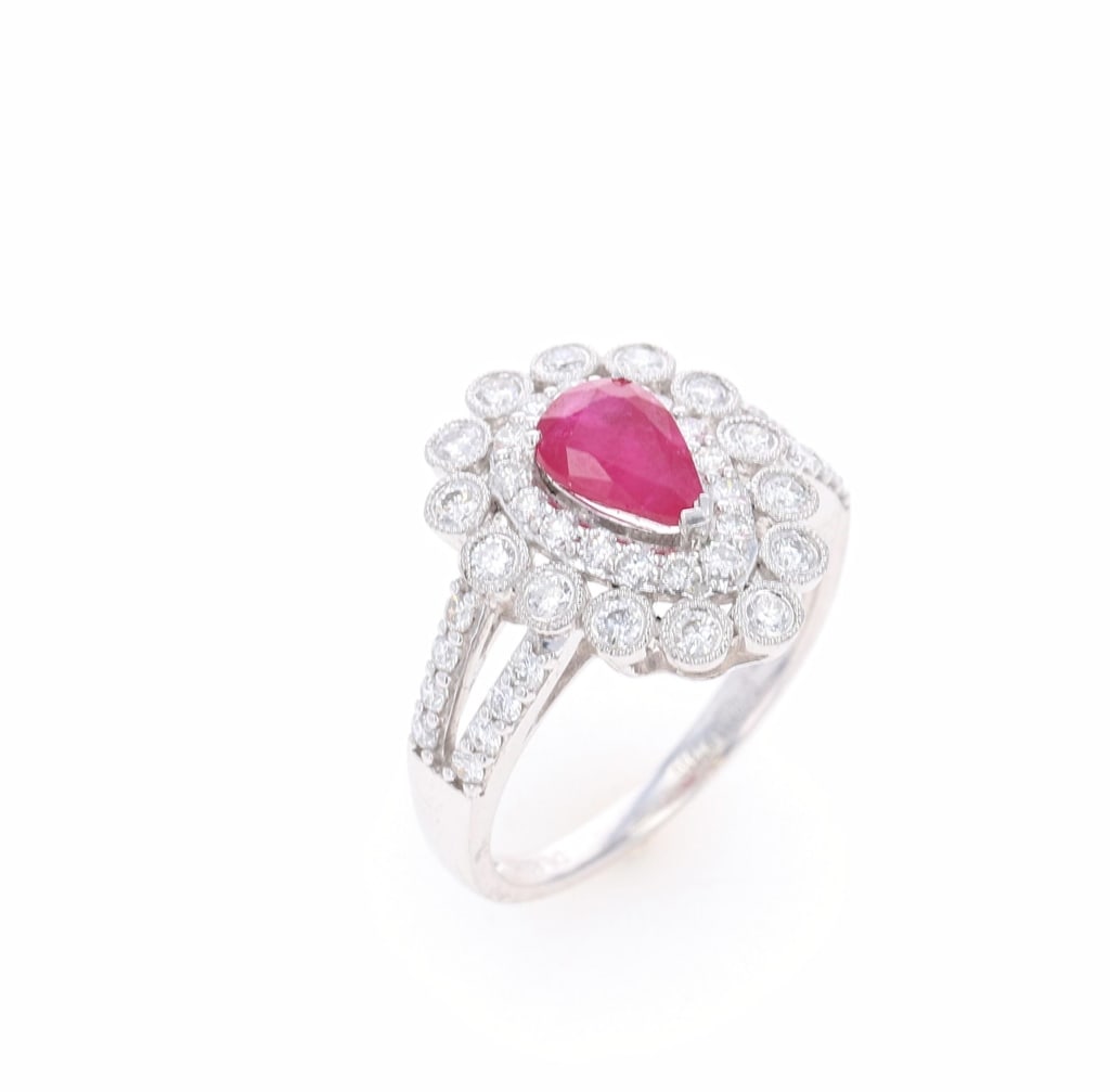 Platinum 1.33ct Ruby and 0.82ct Diamond Ring - 5