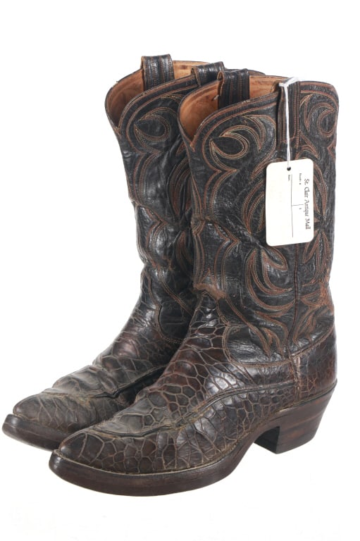 Vintage Hyer Sea Turtle Cowboys Boots, 1960s: Featured in this lot are Rare Antique Hyer Sea Turtle Western Cowboy Boots, circa 1960s. The boots are comprised of rare 100% sea turtle leather with leather boot loops and shows a two-layer construct