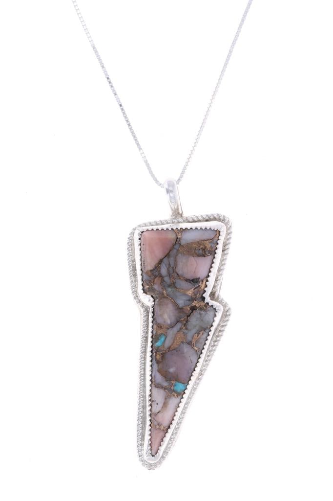 Navajo T.Taylor Sterling Royston Ribbon Necklace: Featured in this lot is this sterling silver Royston Ribbon necklace from Navajo artist Tom Taylor. The necklace features a wonderfully and professionally crafted sterling silver construction that sho