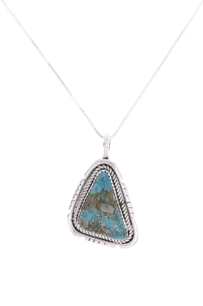 Navajo Yazzie Sterling Mojave Turquoise Necklace: Featured in this lot is this sterling silver Mojave Turquoise necklace from Navajo artist Patricia Yazzie. The necklace features a wonderfully and professionally crafted sterling silver, Mojave Turquo