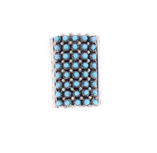 Navajo S. Haloo Sterling Silver Petite Point Ring: Featured in this lot is this sterling silver petite point turquoise ring from Navajo artist Stephen Haloo. The ring features a wonderfully and professionally crafted sterling silver and petite point t