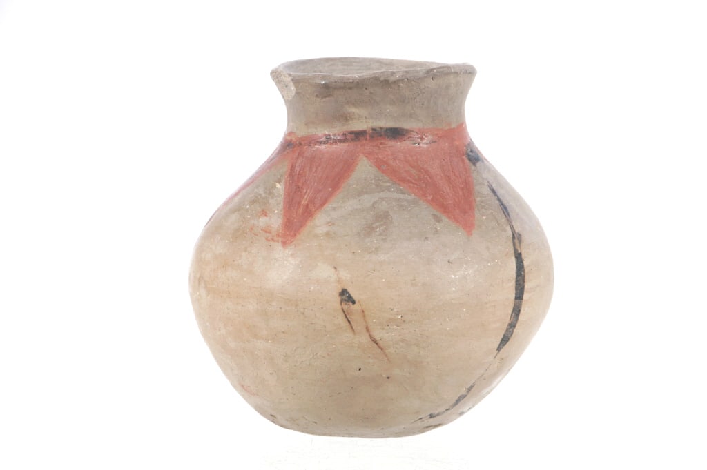 Pueblo de Cochiti Indian Pottery Vessel c. 1930's (1 of 6)
