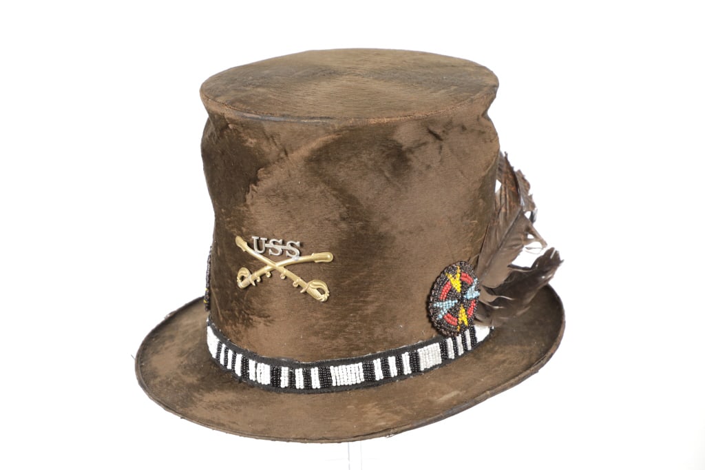 Antique U.S.S. Indian Service Scout Beaded Top Hat (1 of 15)