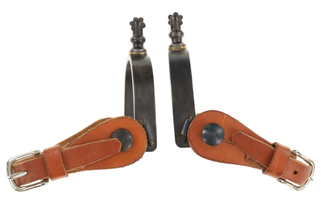 Vintage Western Iron Bumper Spurs Circle Y Straps (1 of 5)