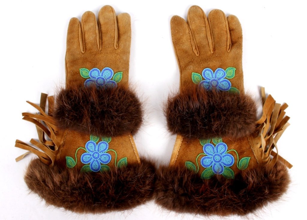 Montana Crow Gauntlet Gloves These are grest condi: These are grest condiotnion original handmade Crow native american beaded gauntlet gloves. The gloves feature buck skin tanned leather, flawless beaver fur edge and tightly beaded floral Crow designs.