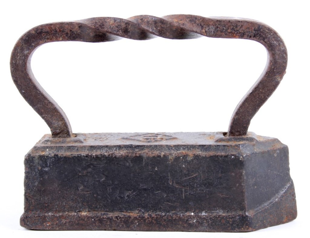 Antique Cast Iron This is an early cast iron showi: This is an early cast iron showing a hand forged handle and is marked '18' on the top. The iron would make a great original early antique door stop. Measures 7.5"x9"