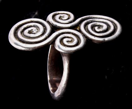 Spanish Swirl Sterling Silver Ring by James Avery: This is an original early 1950's Sterling Silver Spanish Swirl ring made by James Avery. The ring is in great condition and was the beginning of a great career and company for James Avery. The ring is