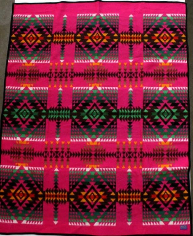 Pendleton Beaver State Wool Blanket: This is an original mid 1900's rare pattern Pendleton Woolen Mills Beaver State Blanket. The piece is in mint condition and would fit any Indian or Western collection. Measures 77.5"x60.5